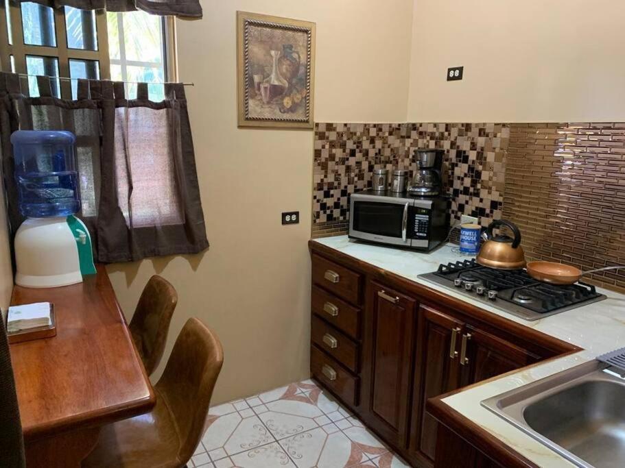 Banyan Rose Apartment Orange Walk Town Exterior photo
